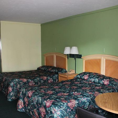 Travelers Inn Gainesville Extérieur photo